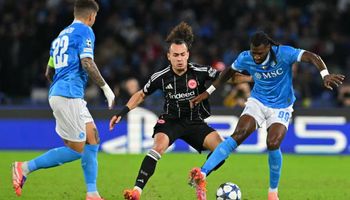 Napoli vs Eintracht Frankfurt (00:45 – 05/11) | Xem lại trận đấu