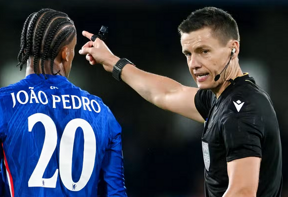 Joao Pedro tiếp tục gây thất vọng, Jason Cundy chỉ ra nguyên nhân khiến tiền đạo Chelsea ‘mất tích’